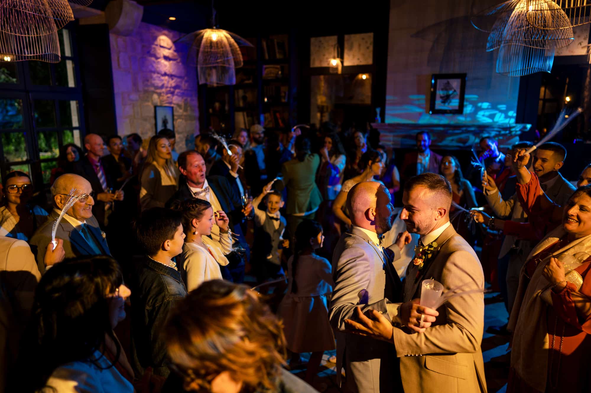 Danse lors d’un mariage au domaine de la Maison Forte